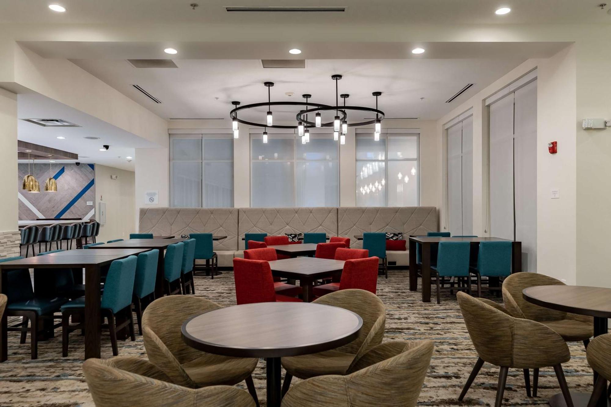 Hilton Garden Inn Tifton Exterior photo